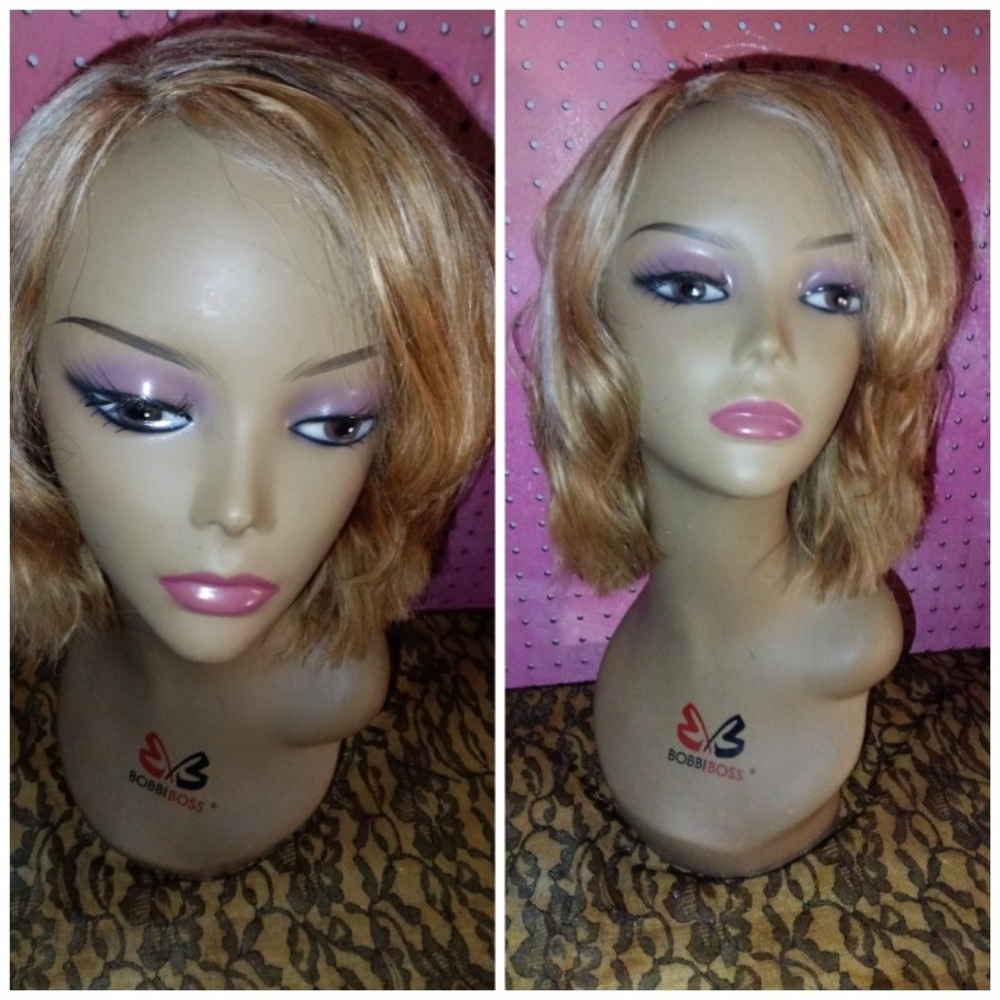 100% Human Virgin Short layered Bob Honey Blonde Highlights Glueless Wig